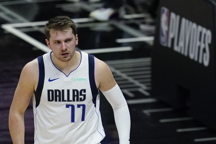  KD：球員總是被要求保持忠誠 但外界對球隊卻沒(méi)有相同的要求