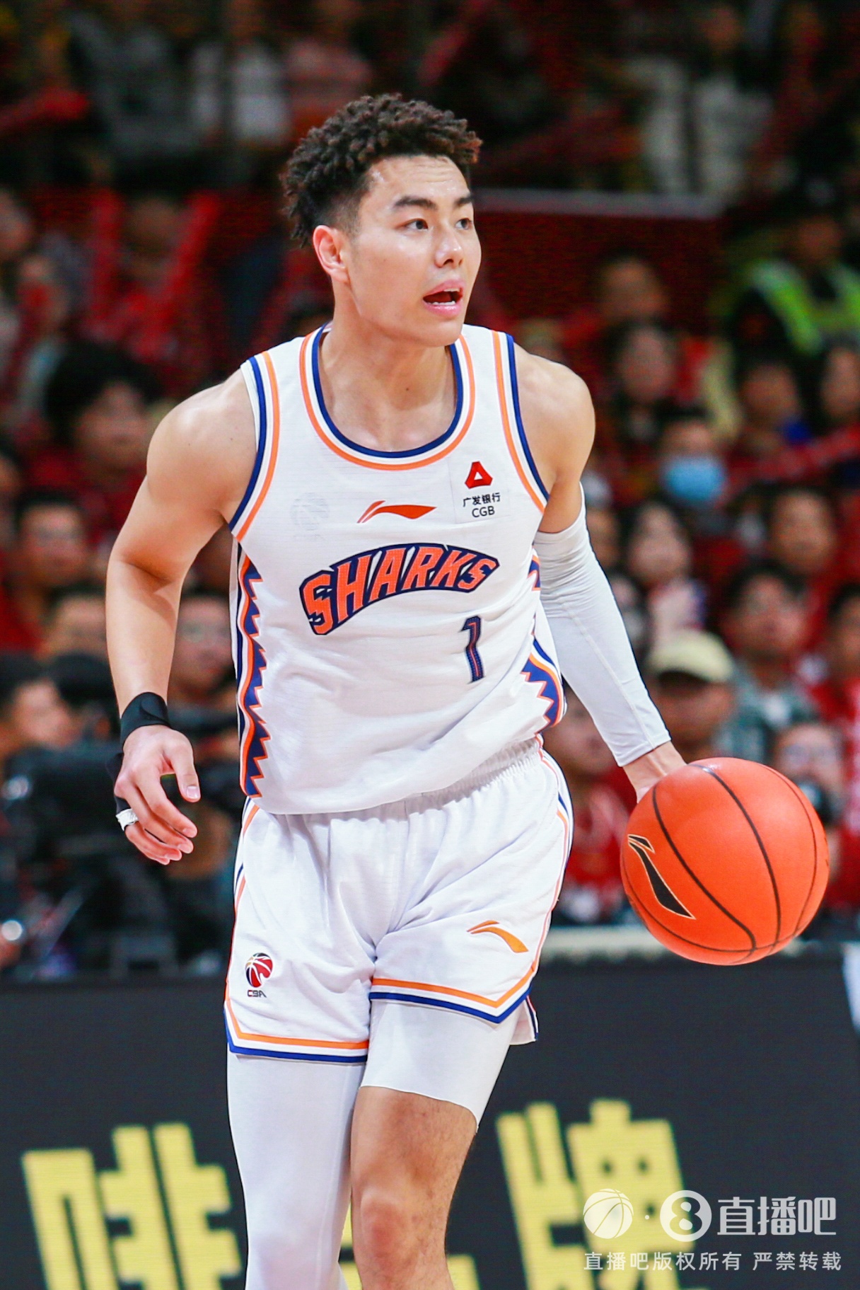  狀態(tài)火熱！李添榮15投10中&三分12中7 得到28分3板2助