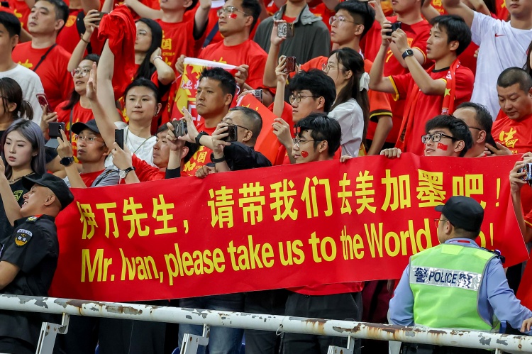  主力后腰停賽，逼迫伊萬(wàn)放棄菱形中場(chǎng)？塞鳥(niǎo)奇兵作用或是搶分關(guān)鍵