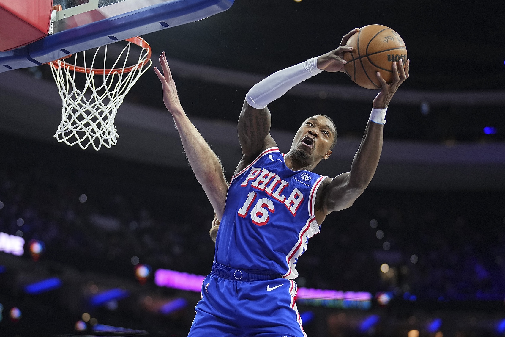  歡迎回到NBA！朗尼-沃克貢獻25分11籃板5助攻 獲得生涯首次兩雙